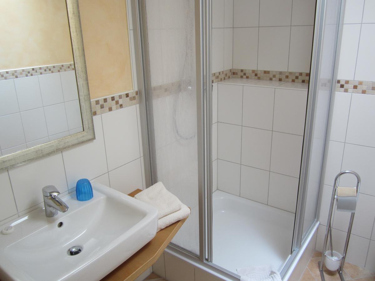 Die Krone Ratingen Ngoại thất bức ảnh