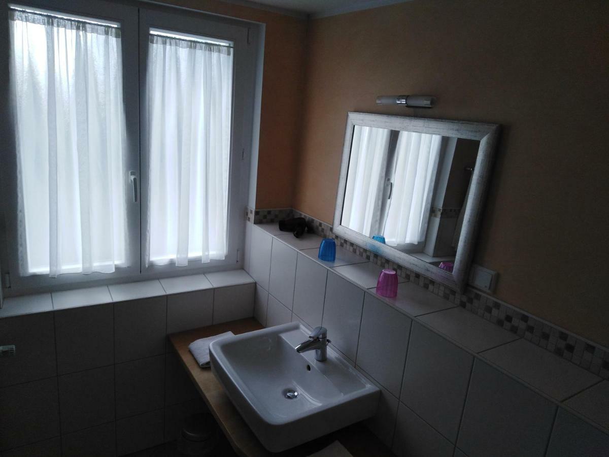 Die Krone Ratingen Ngoại thất bức ảnh